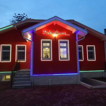 فندق Red House كيوستينديل المظهر الخارجي الصورة